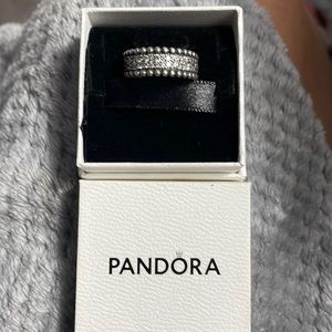 Pandora Ring